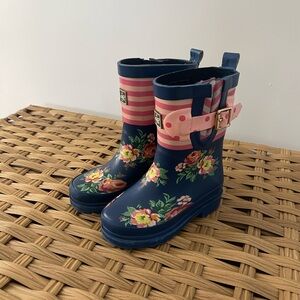 Matilda Jane Raindrops on Roses Rain boots size 6 Toddler